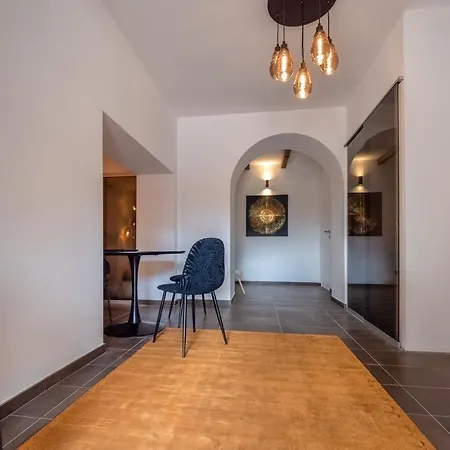 ベッド・アンド・ブレックファスト Casa Corsetti - E Ristorante 4*