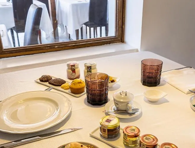 Casa Corsetti - E Ristorante 4* Magione